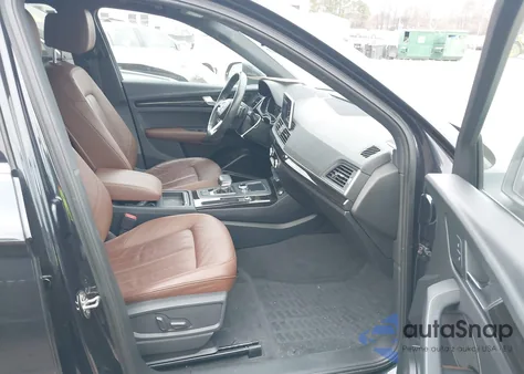 2018 Audi Q5 2.0T Premium/2.0T Tech Premium z USA, uszkodzony, nr VIN WA1BNAFY2J2144792